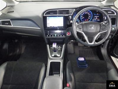 2015 Honda Shuttle - Thumbnail