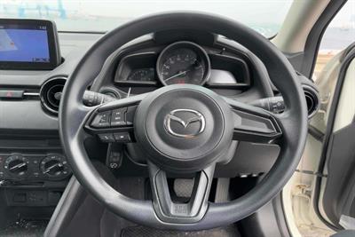 2020 Mazda 2 - Thumbnail
