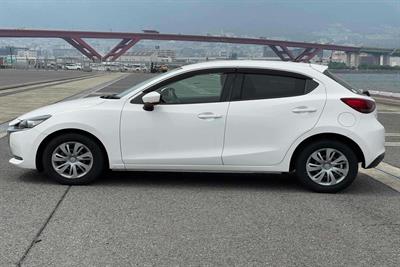 2020 Mazda 2 - Thumbnail