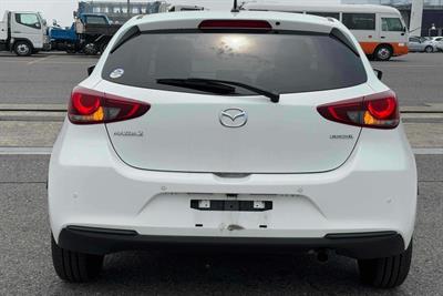 2020 Mazda 2 - Thumbnail