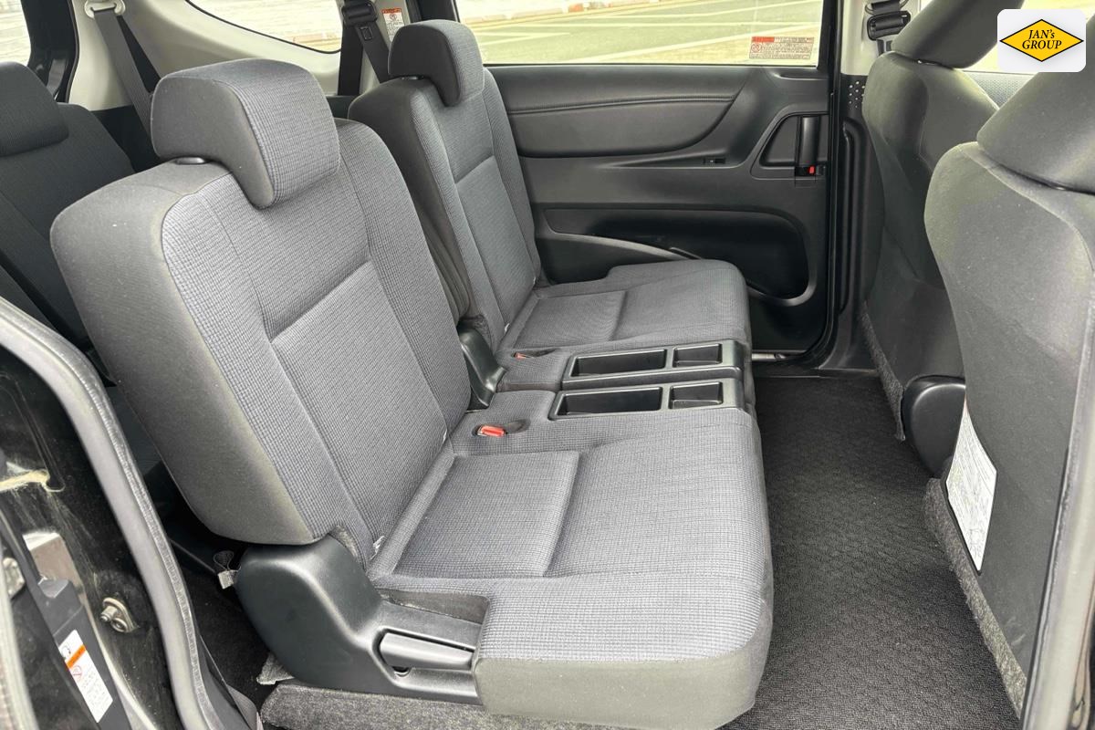 2016 Toyota Sienta