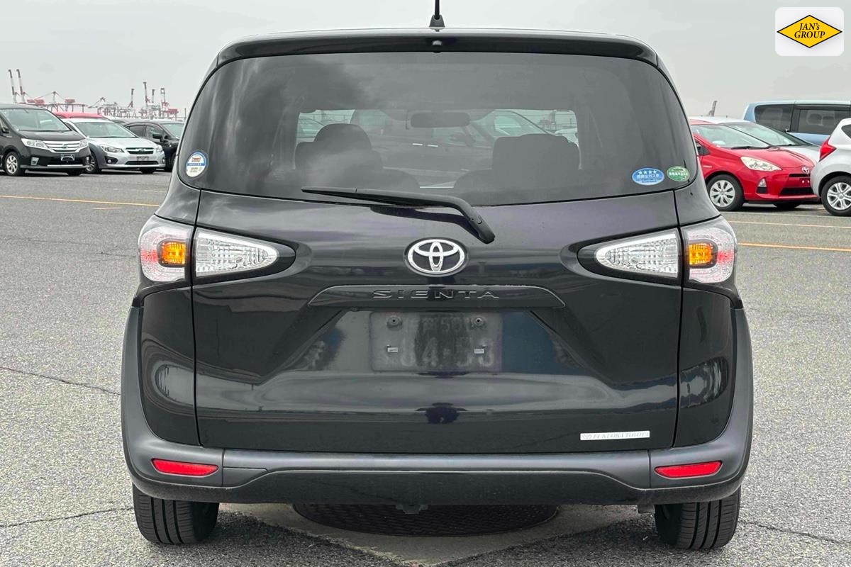 2016 Toyota Sienta