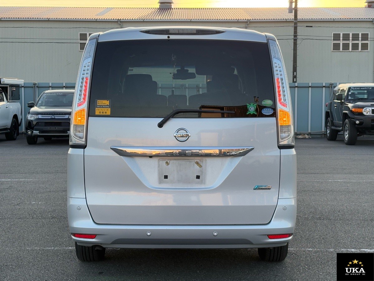 2015 Nissan Serena