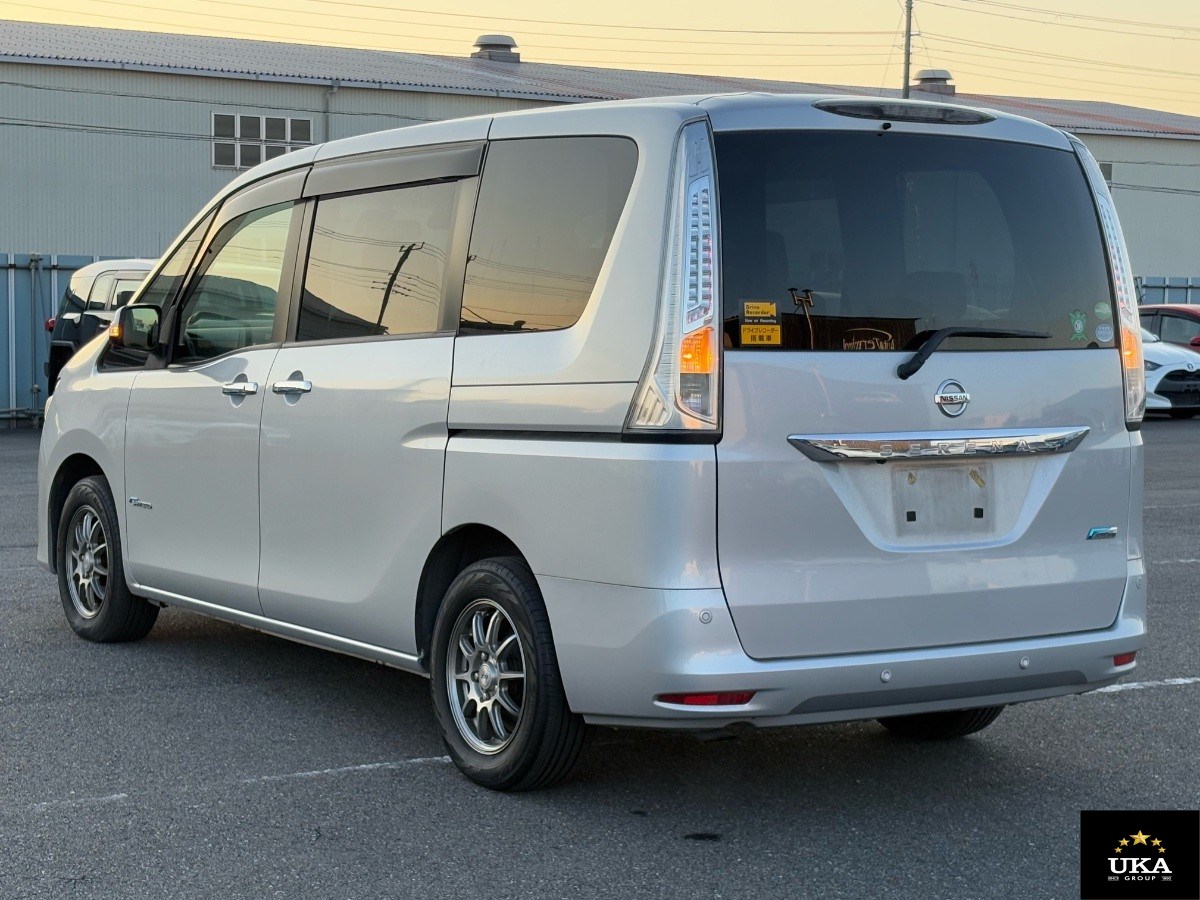 2015 Nissan Serena
