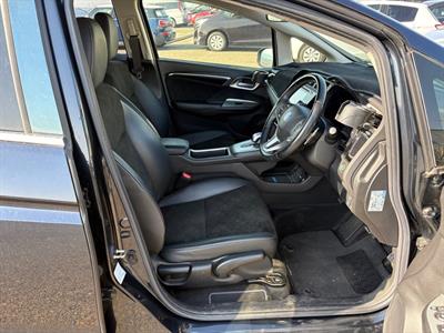 2017 Honda Shuttle - Thumbnail