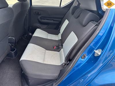 2013 Toyota Aqua - Thumbnail