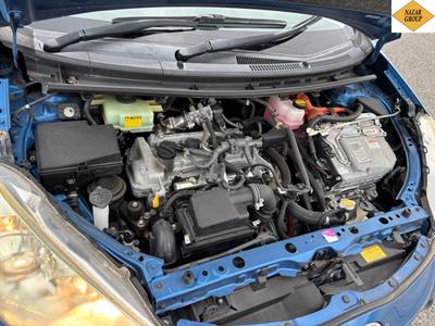 2013 Toyota Aqua - Thumbnail