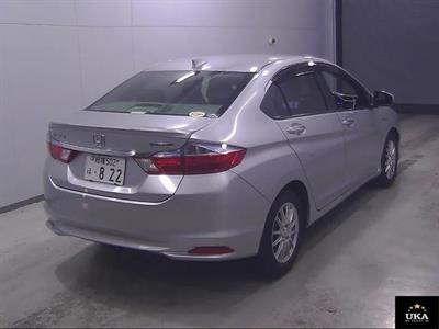 2015 Honda Grace - Thumbnail