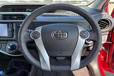 2014 Toyota Aqua - Thumbnail