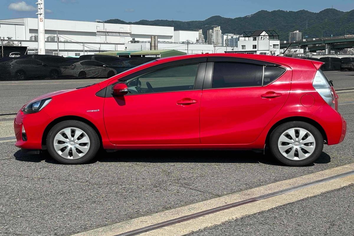 2014 Toyota Aqua