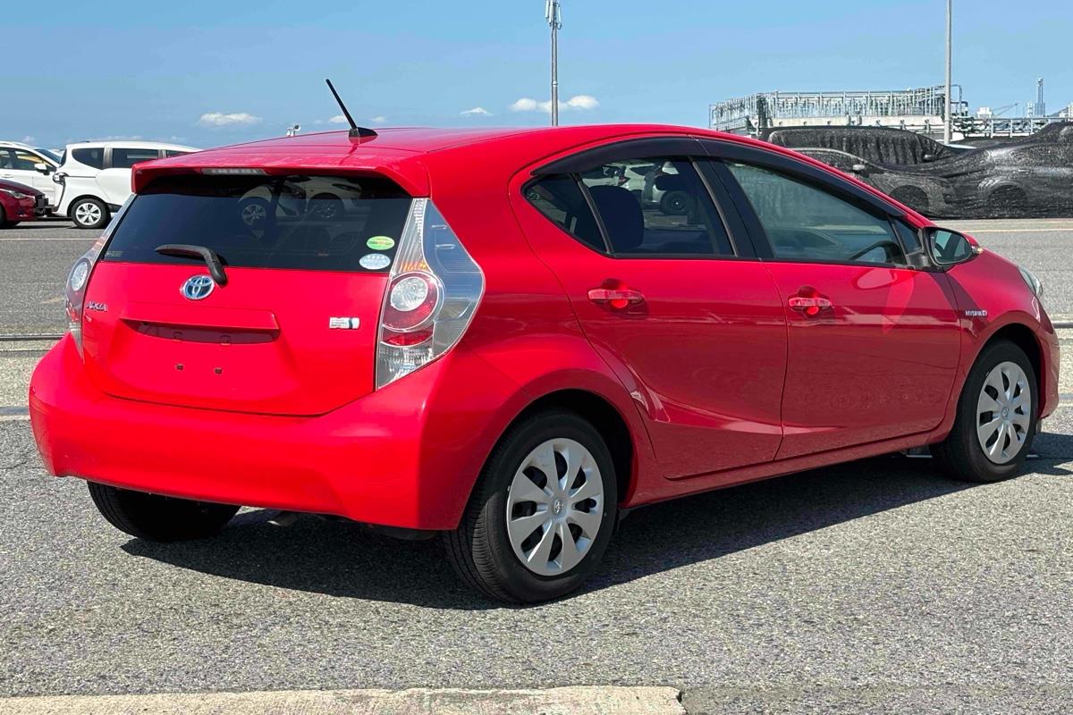 2014 Toyota Aqua