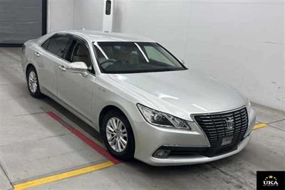 2013 Toyota Crown - Thumbnail