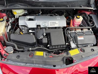 2013 Toyota Prius - Thumbnail