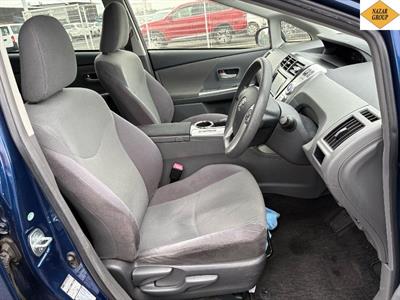 2012 Toyota Prius - Thumbnail