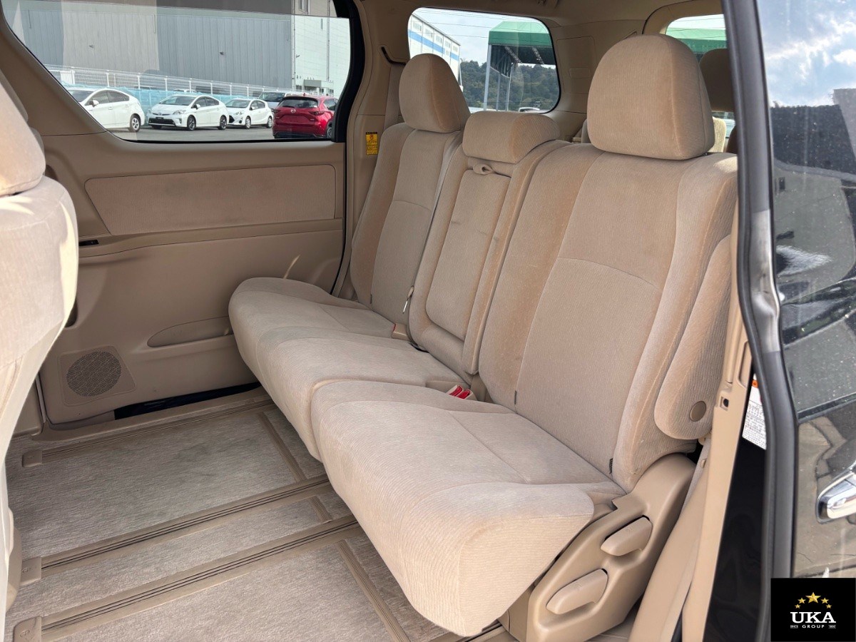 2014 Toyota Vellfire