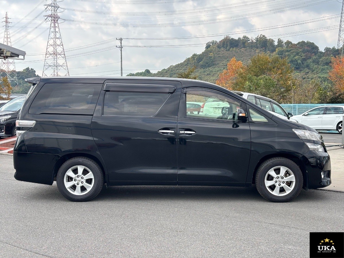 2014 Toyota Vellfire