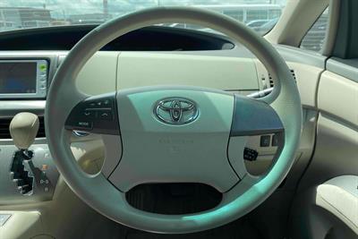 2012 Toyota Estima - Thumbnail