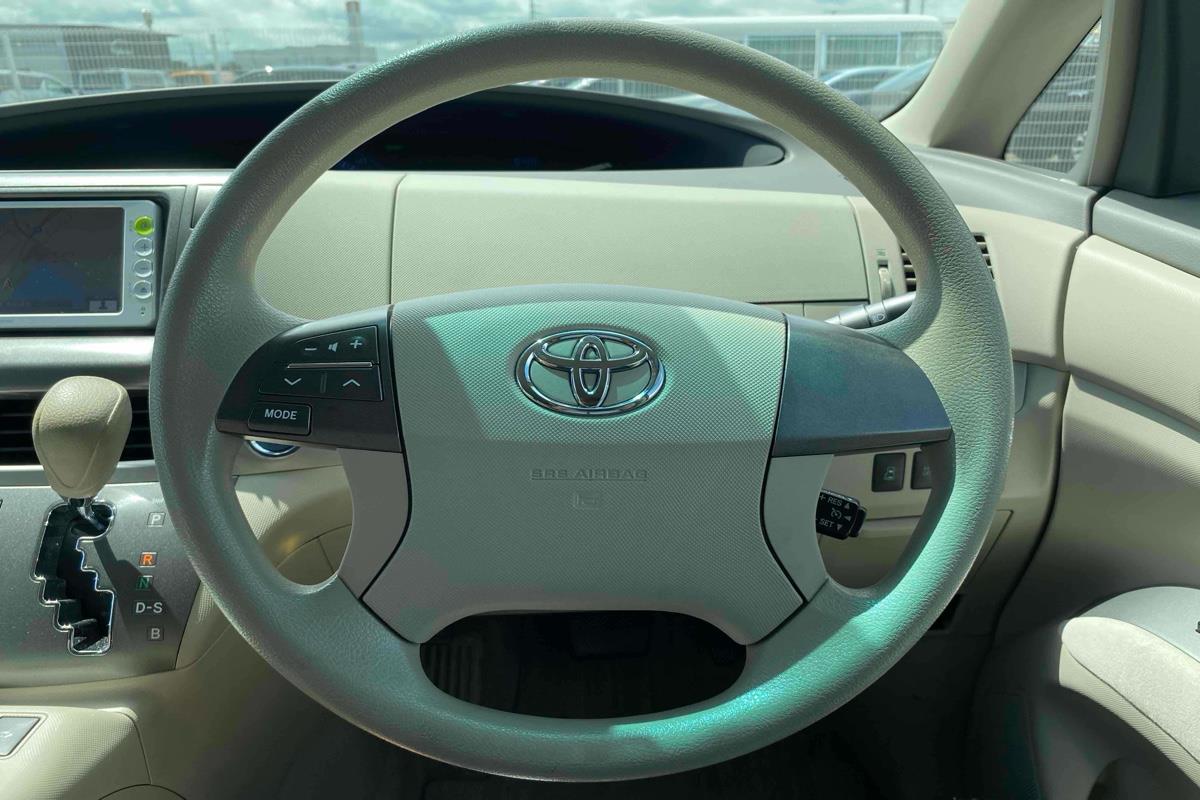 2012 Toyota Estima