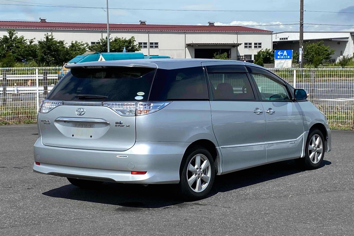 2012 Toyota Estima