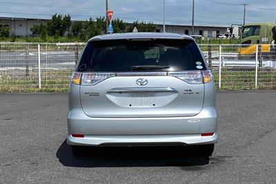 2012 Toyota Estima - Thumbnail