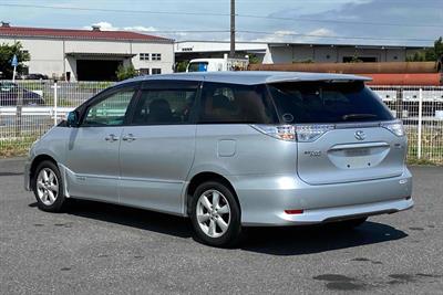 2012 Toyota Estima - Thumbnail
