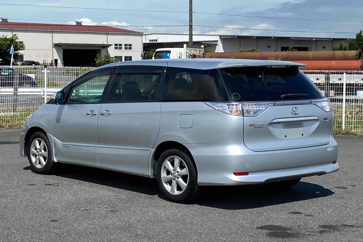 2012 Toyota Estima
