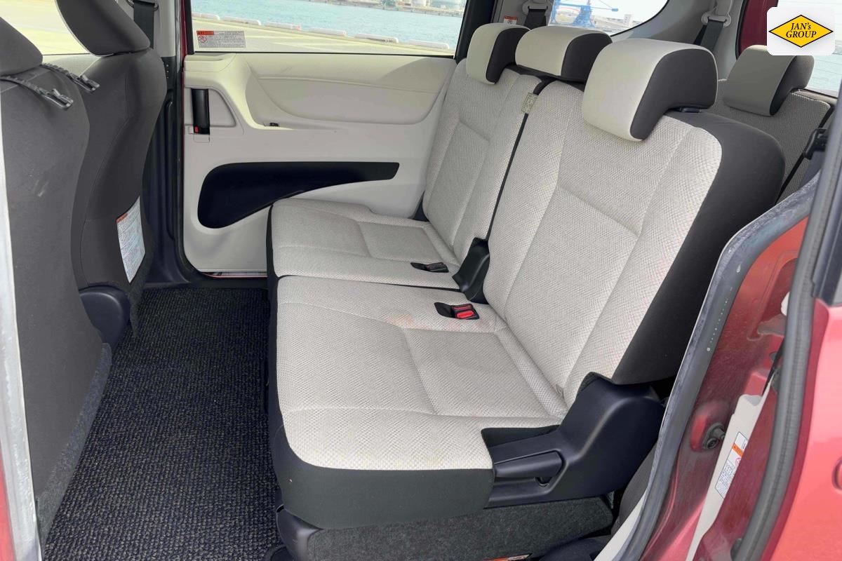 2016 Toyota Sienta