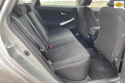 2013 Toyota Prius - Thumbnail