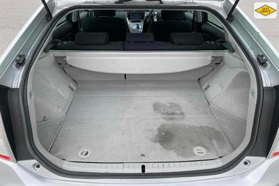 2013 Toyota Prius - Thumbnail