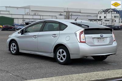 2013 Toyota Prius - Thumbnail