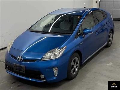 2013 Toyota Prius - Thumbnail