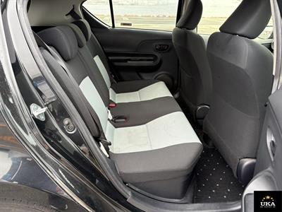 2014 Toyota Aqua - Thumbnail