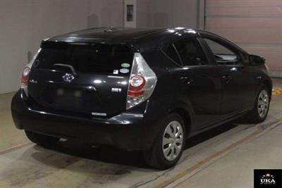 2014 Toyota Aqua - Thumbnail