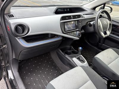 2014 Toyota Aqua - Thumbnail