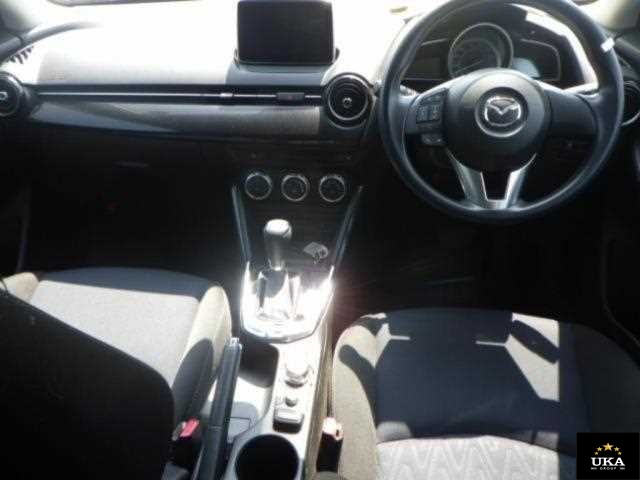 2016 Mazda Demio