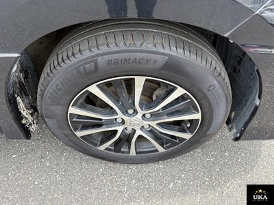 2013 Toyota Estima - Thumbnail