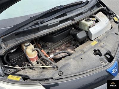 2013 Toyota Estima - Thumbnail