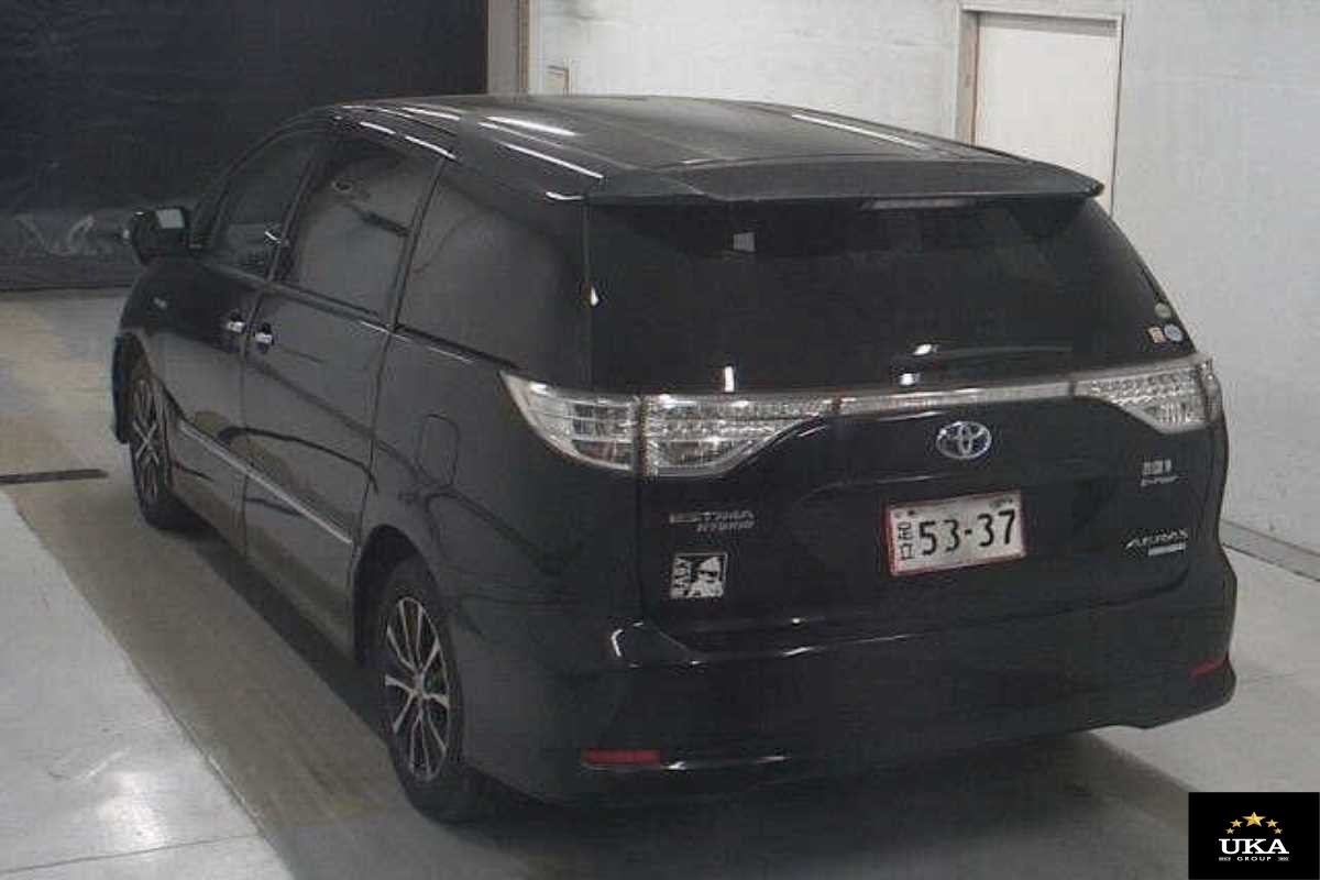 2013 Toyota Estima