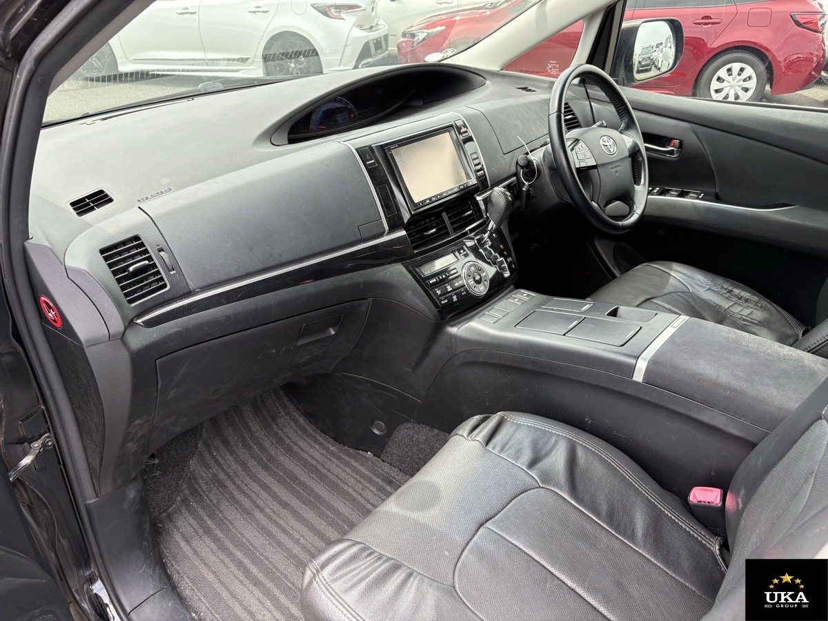 2013 Toyota Estima