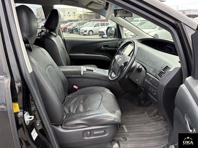 2013 Toyota Estima - Thumbnail