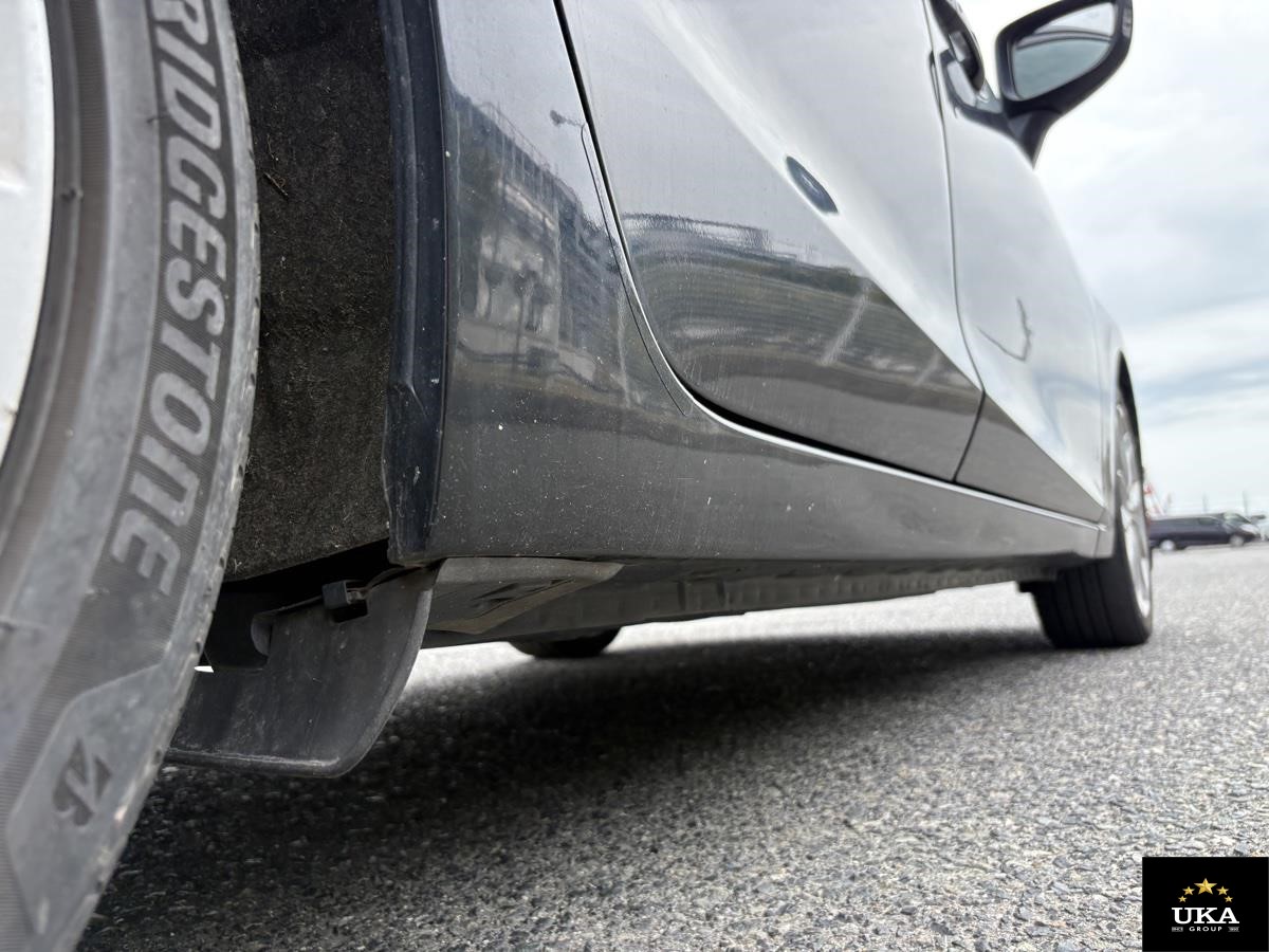 2014 Mazda Axela