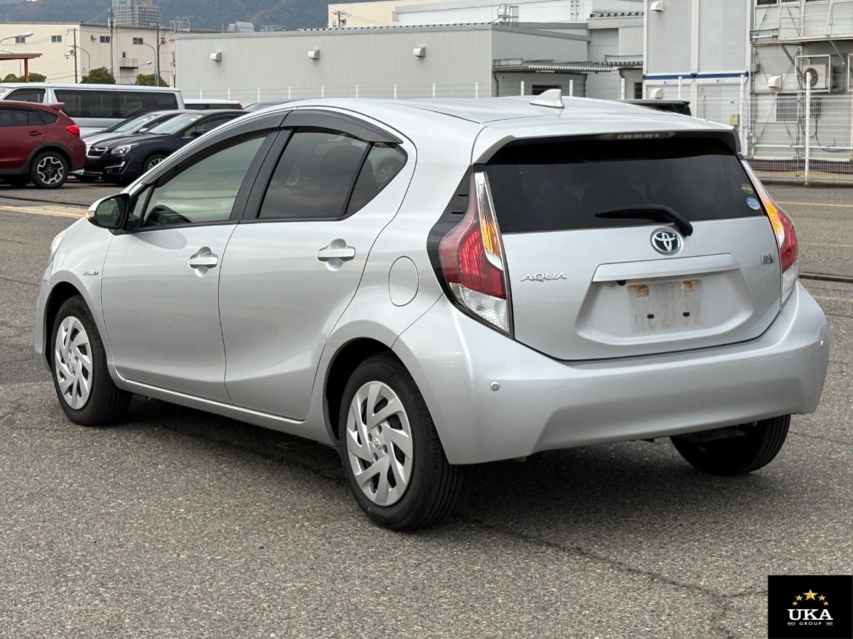 2015 Toyota Aqua