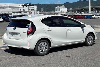 2020 Toyota Aqua - Thumbnail