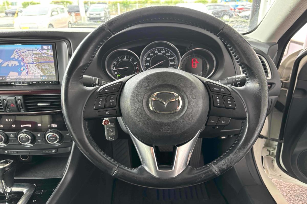 2013 Mazda Atenza