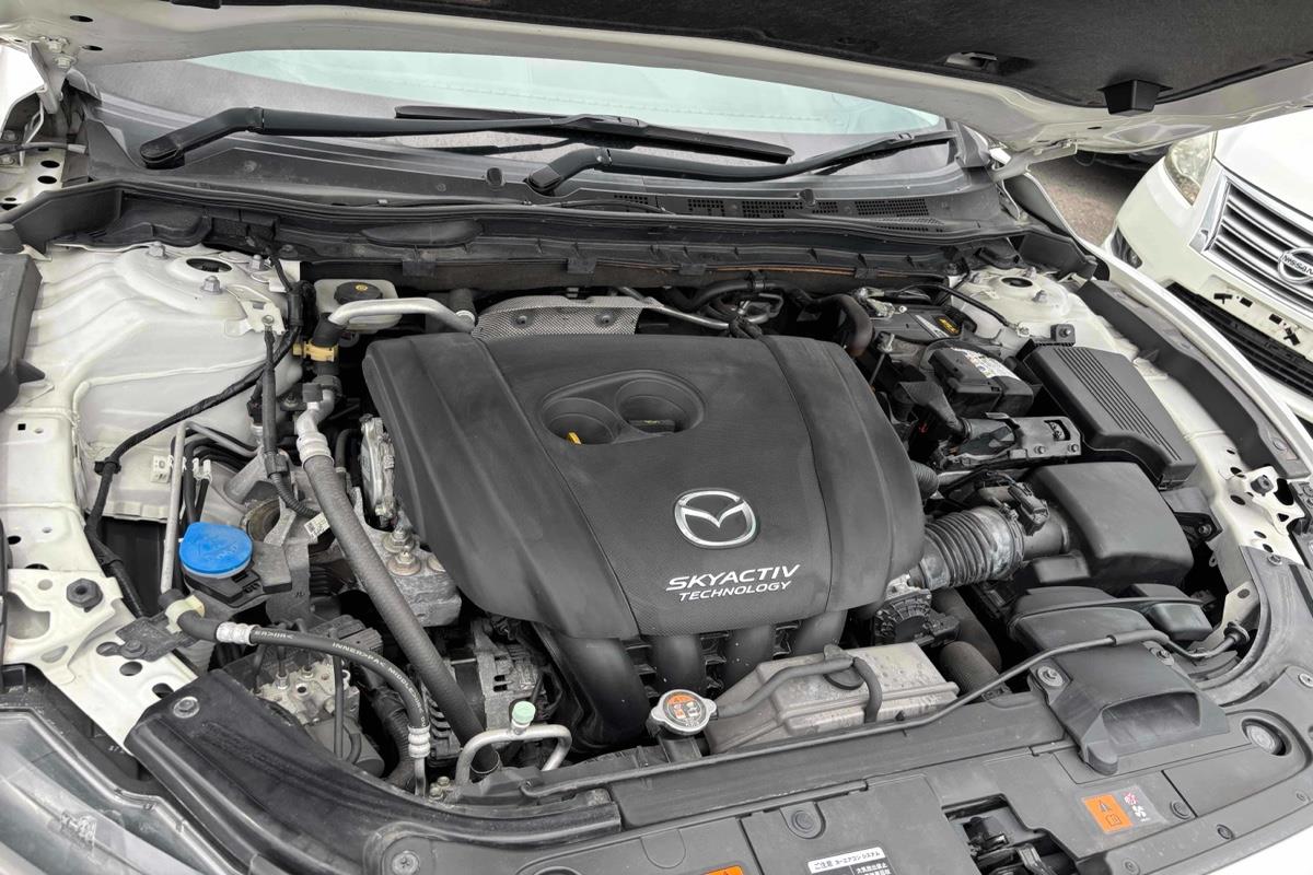 2013 Mazda Atenza
