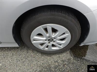 2019 Toyota Prius - Thumbnail