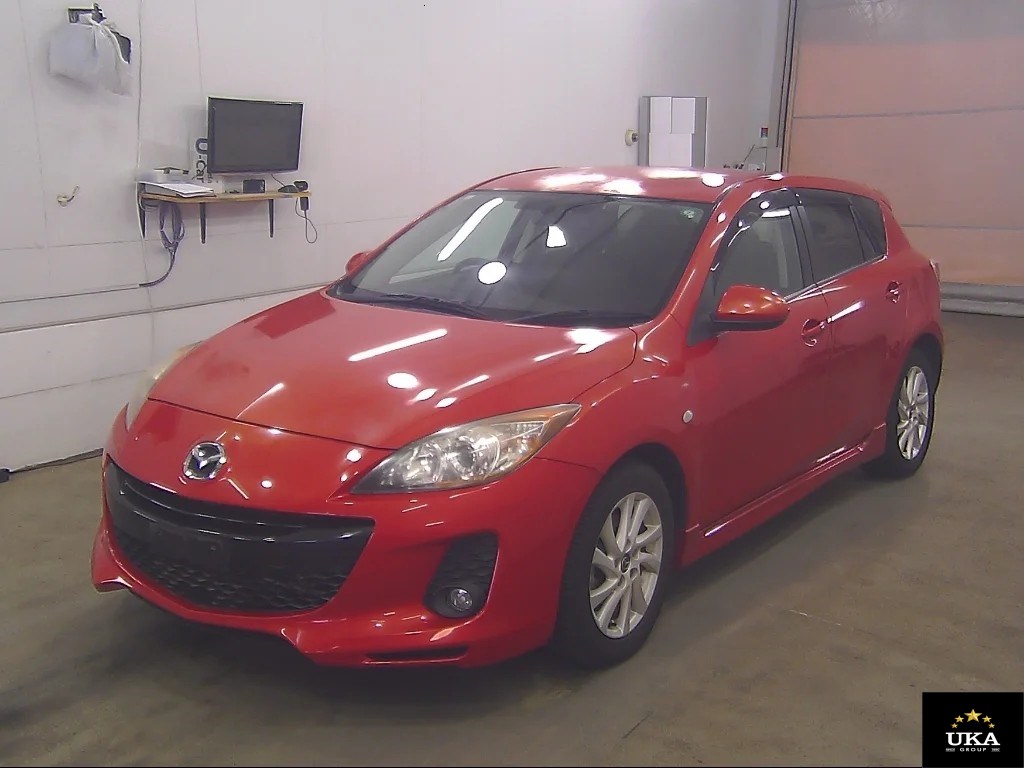 2013 Mazda Axela