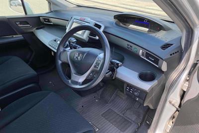 2013 Honda Freed - Thumbnail