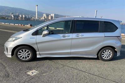 2013 Honda Freed - Thumbnail