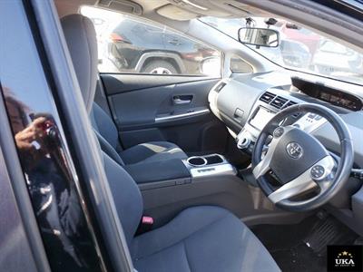 2013 Toyota Prius - Thumbnail